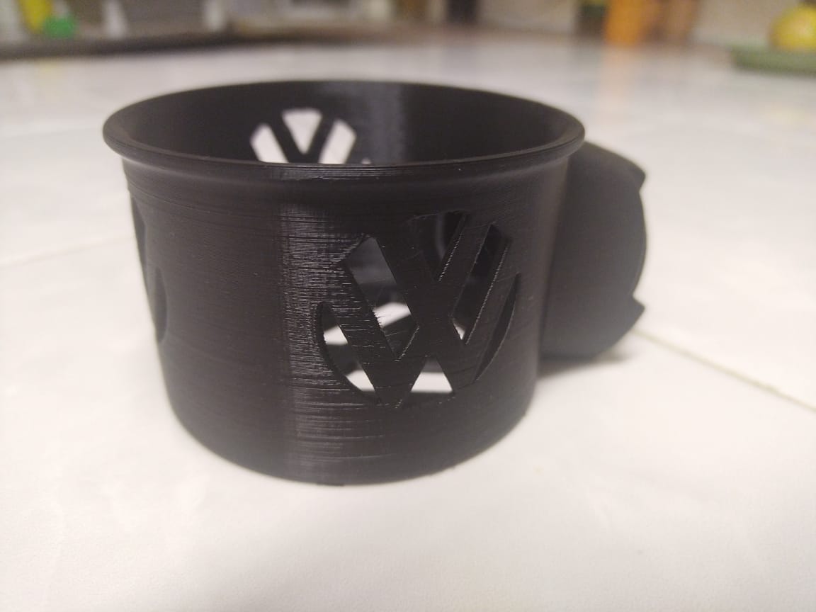 Amarok Cup holders